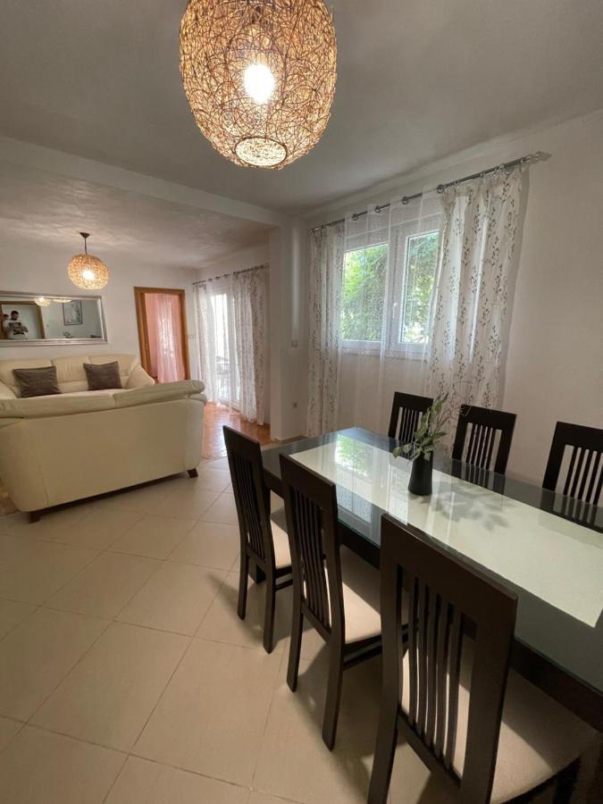 Ivan I Matej Apartments بلاتشي المظهر الخارجي الصورة