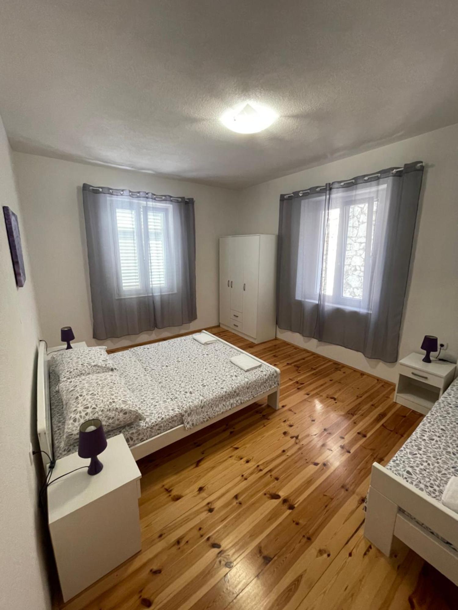 Ivan I Matej Apartments بلاتشي المظهر الخارجي الصورة