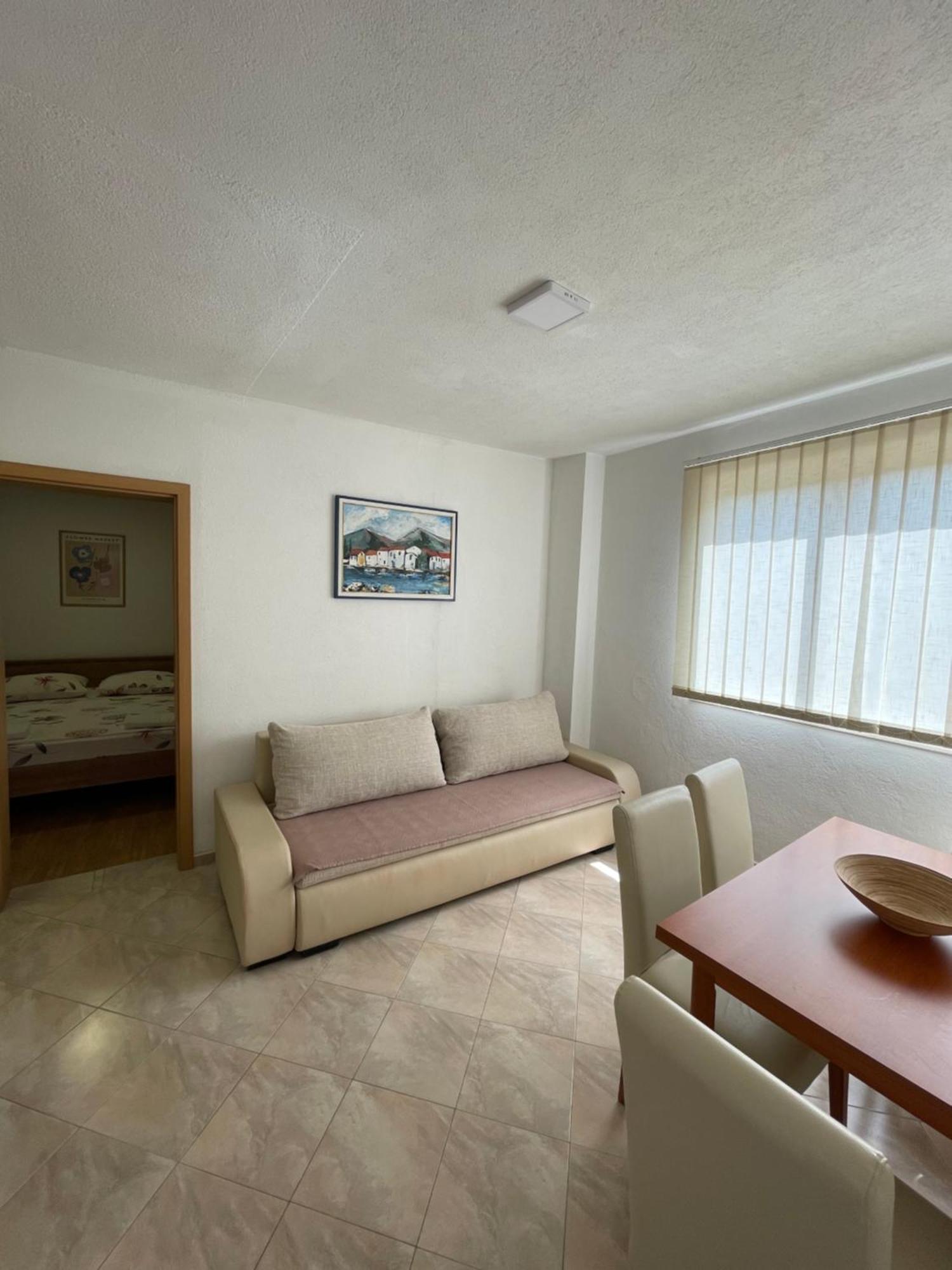 Ivan I Matej Apartments بلاتشي المظهر الخارجي الصورة
