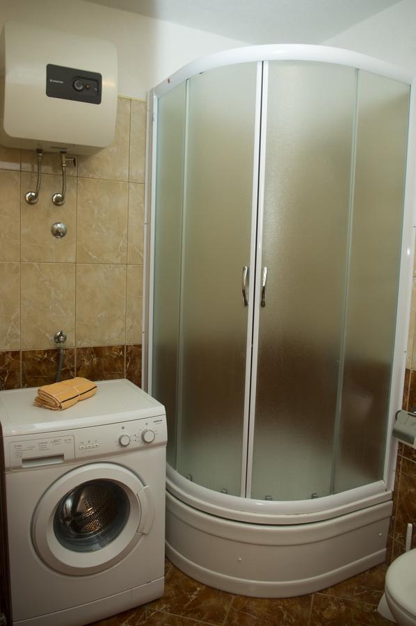 Ivan I Matej Apartments بلاتشي المظهر الخارجي الصورة
